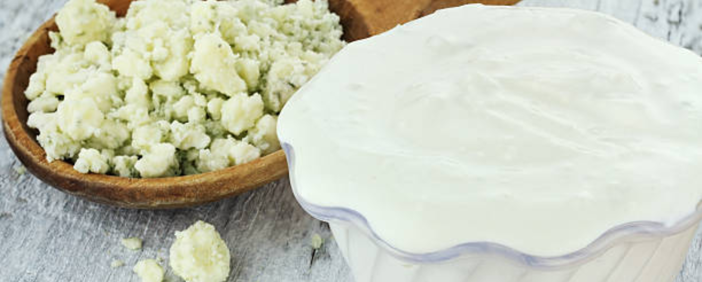 Rich and Creamy Blue Cheese Dressing