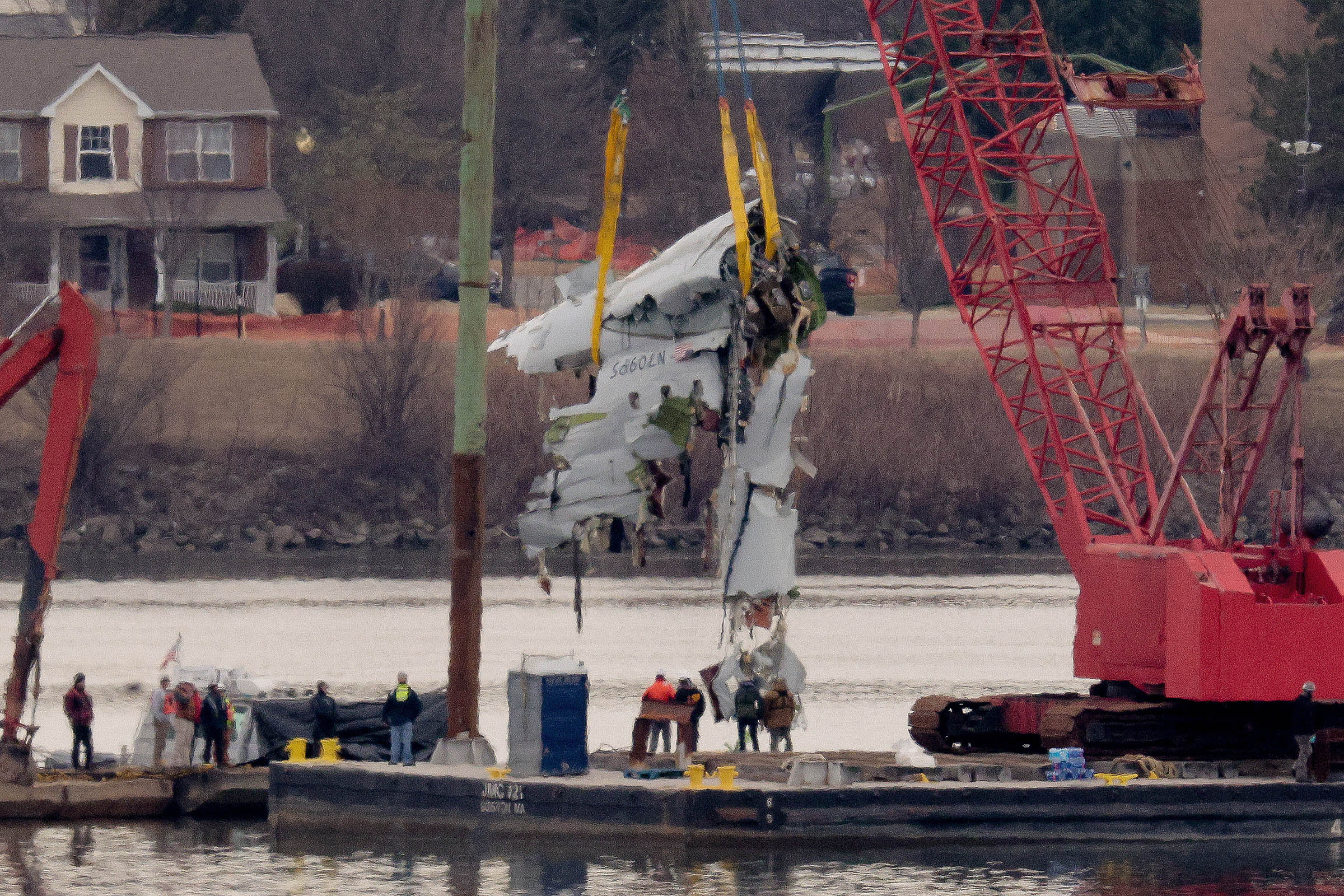 Trump begins firings of FAA staff just weeks after fatal DC plane crash