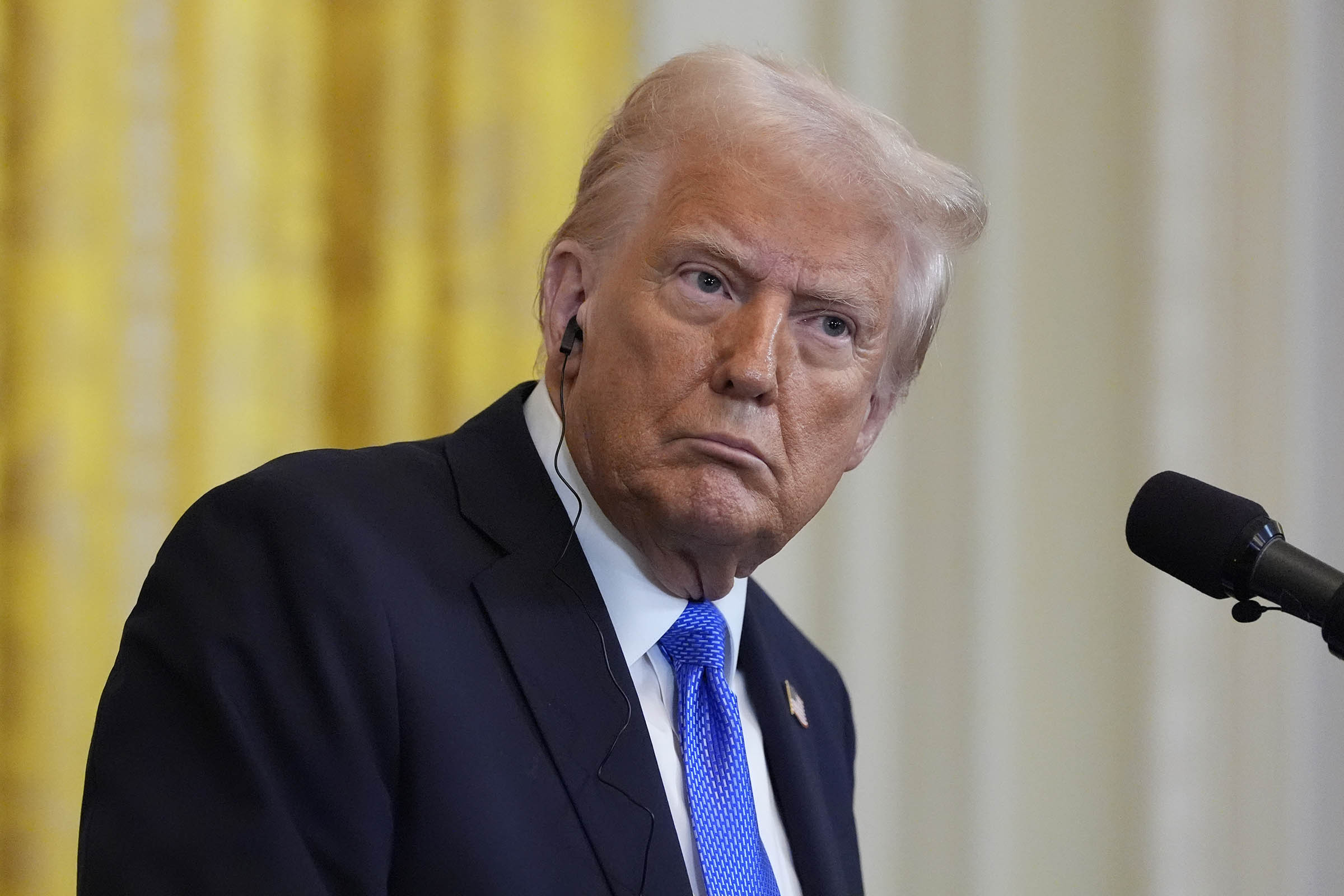 Trump orders a plan to dismantle the Education Department while keeping some core functions