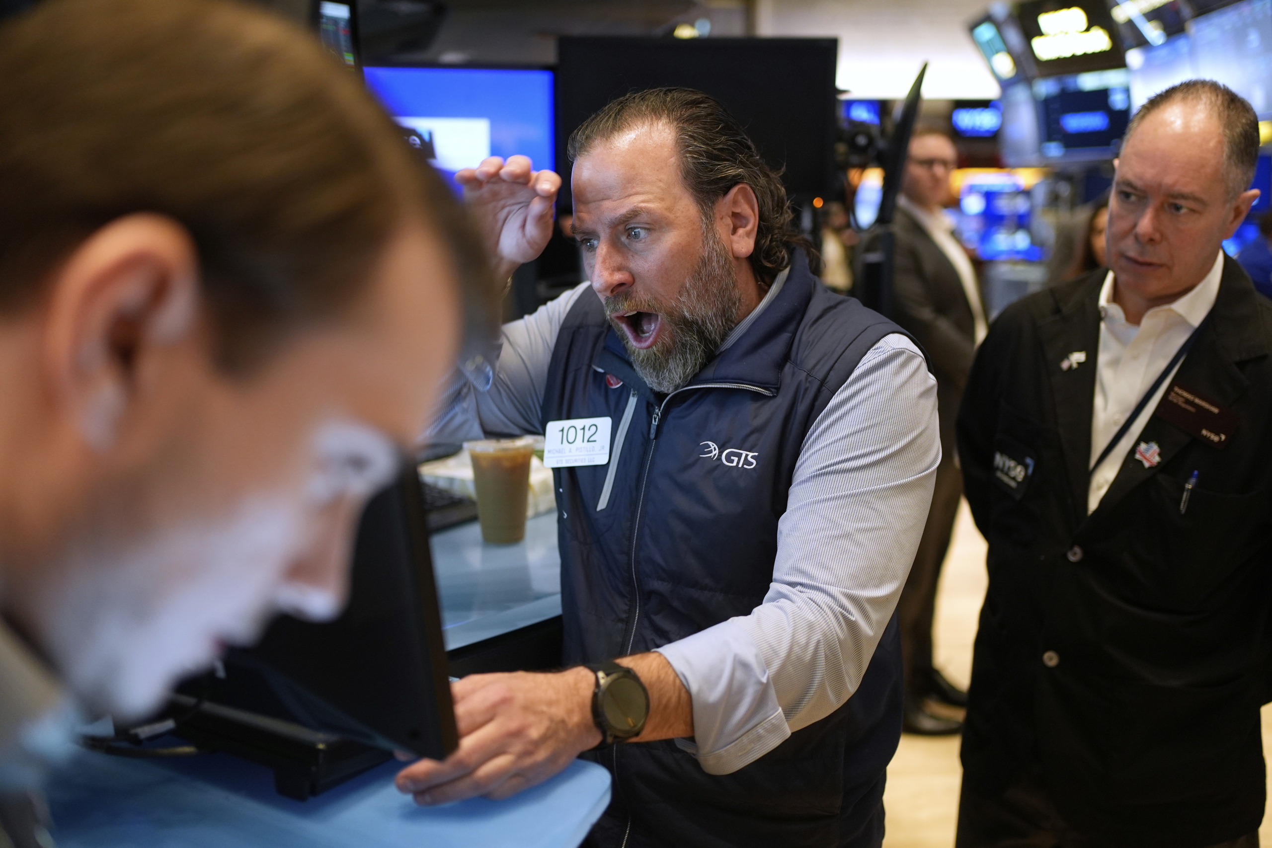 Dow drops 1,600 as US stocks lead worldwide sell-off after Trump’s tariffs cause a COVID-like shock