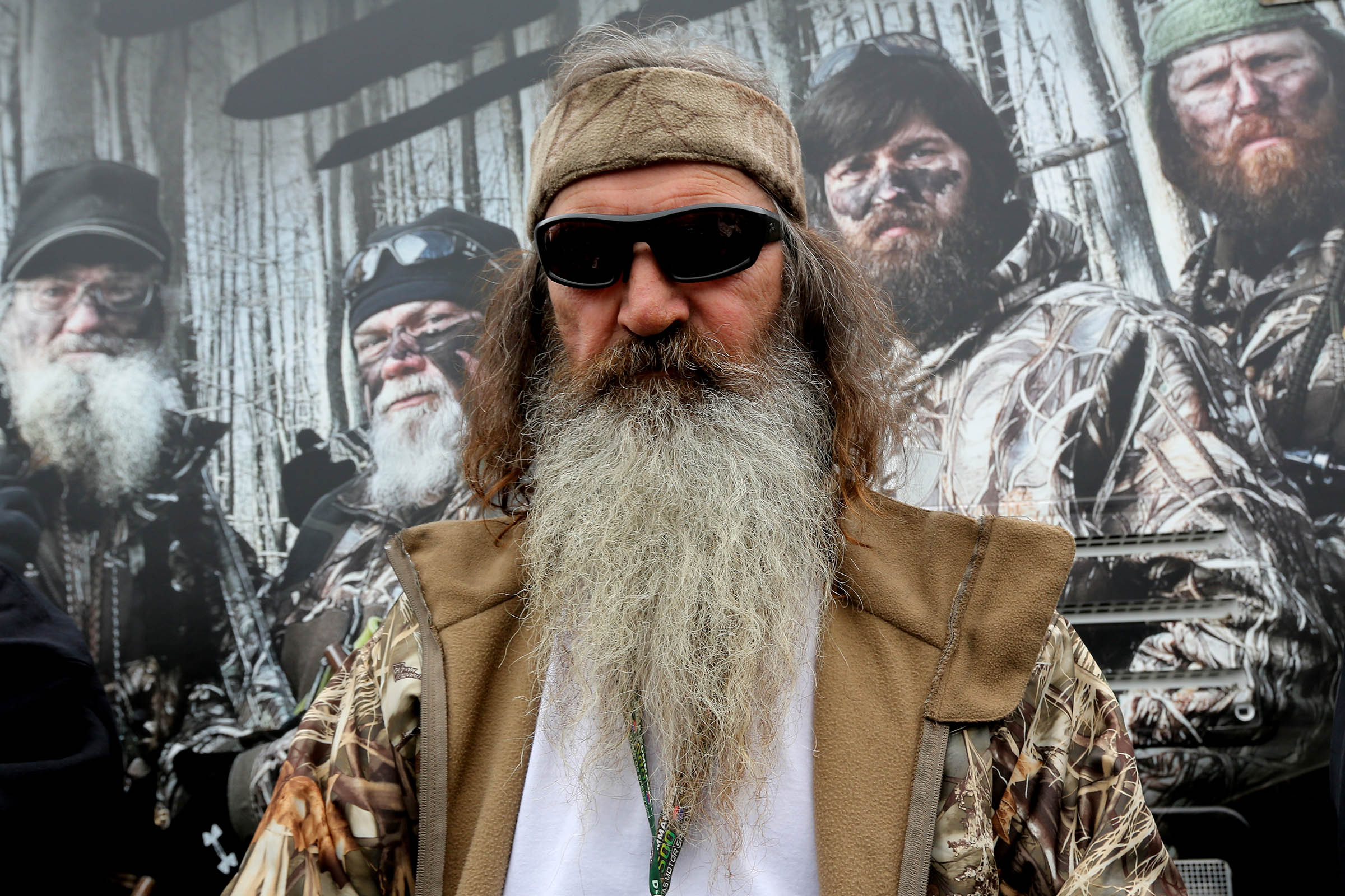 ‘Duck Dynasty’ patriarch and conservative cultural icon Phil Robertson dies