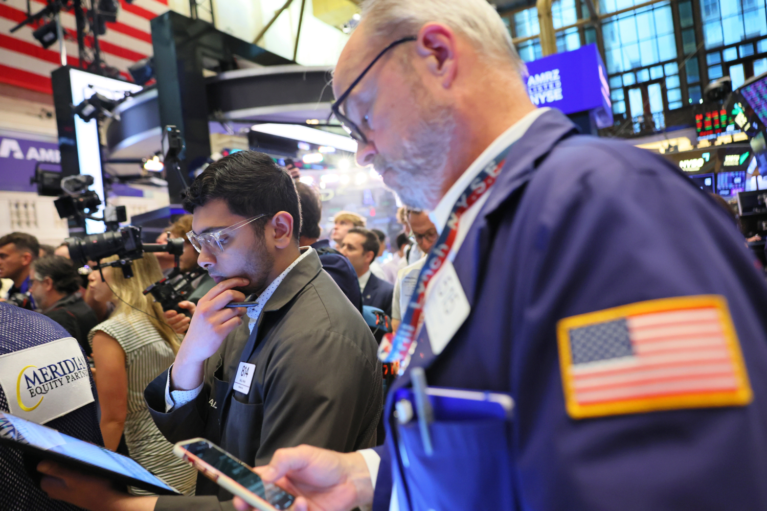 US stocks add a bit more to their all-time high